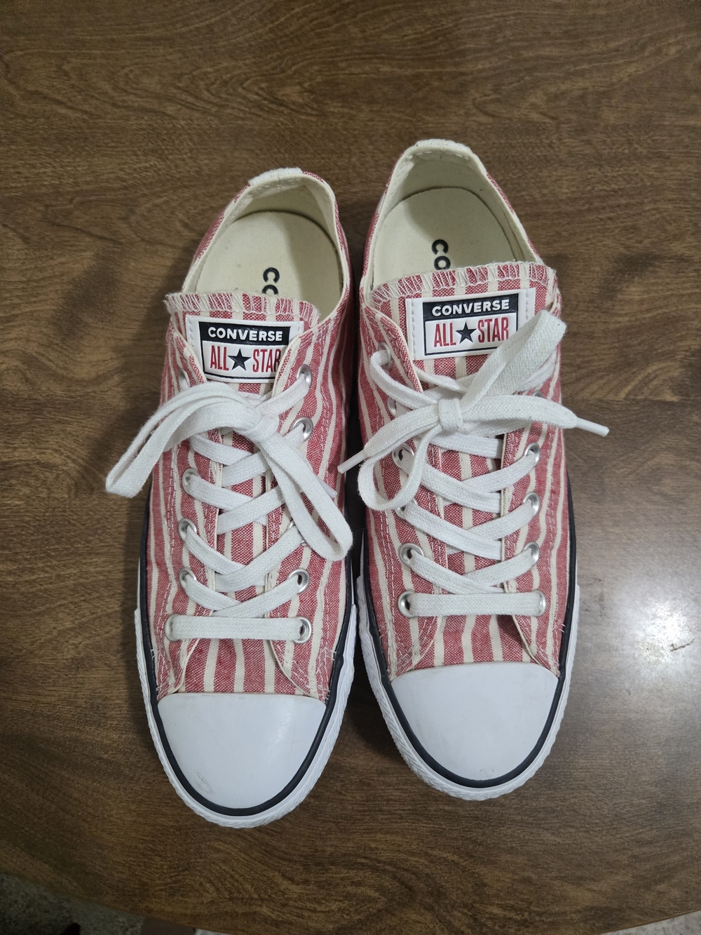Converse Chuck Taylor All Star Red Cream Striped Low Top Sneakers Women's 9